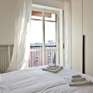 italianway-apartments-alzaia-naviglio-pavese.italymilanhotels.net/